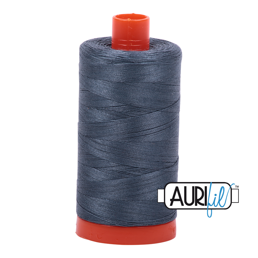 823 Aurifil Garn 1158