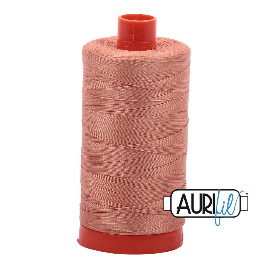 165 Aurifil Garn 2215