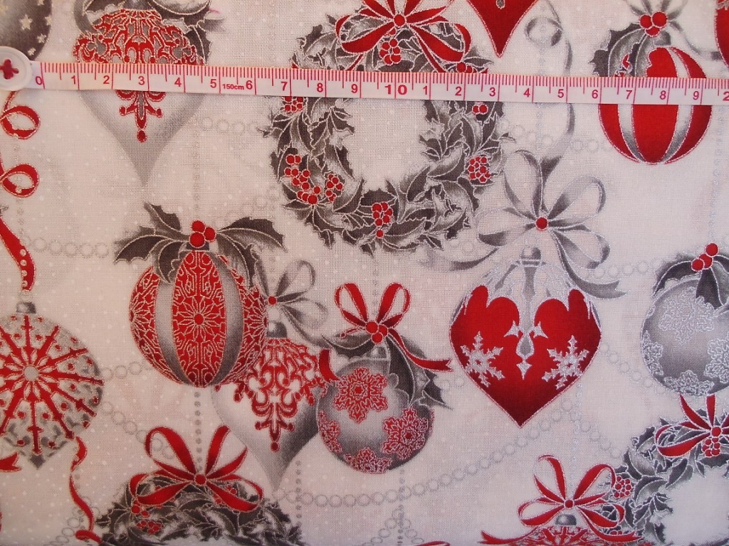 322 Holiday Flourish