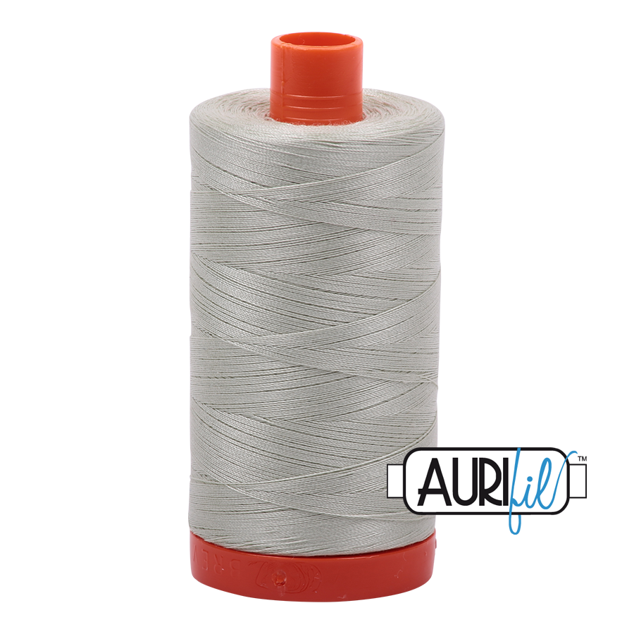 213 Aurifil Garn 2843