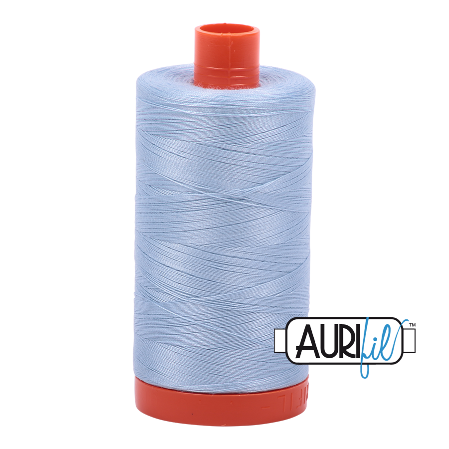 206 Aurifil Garn 2710