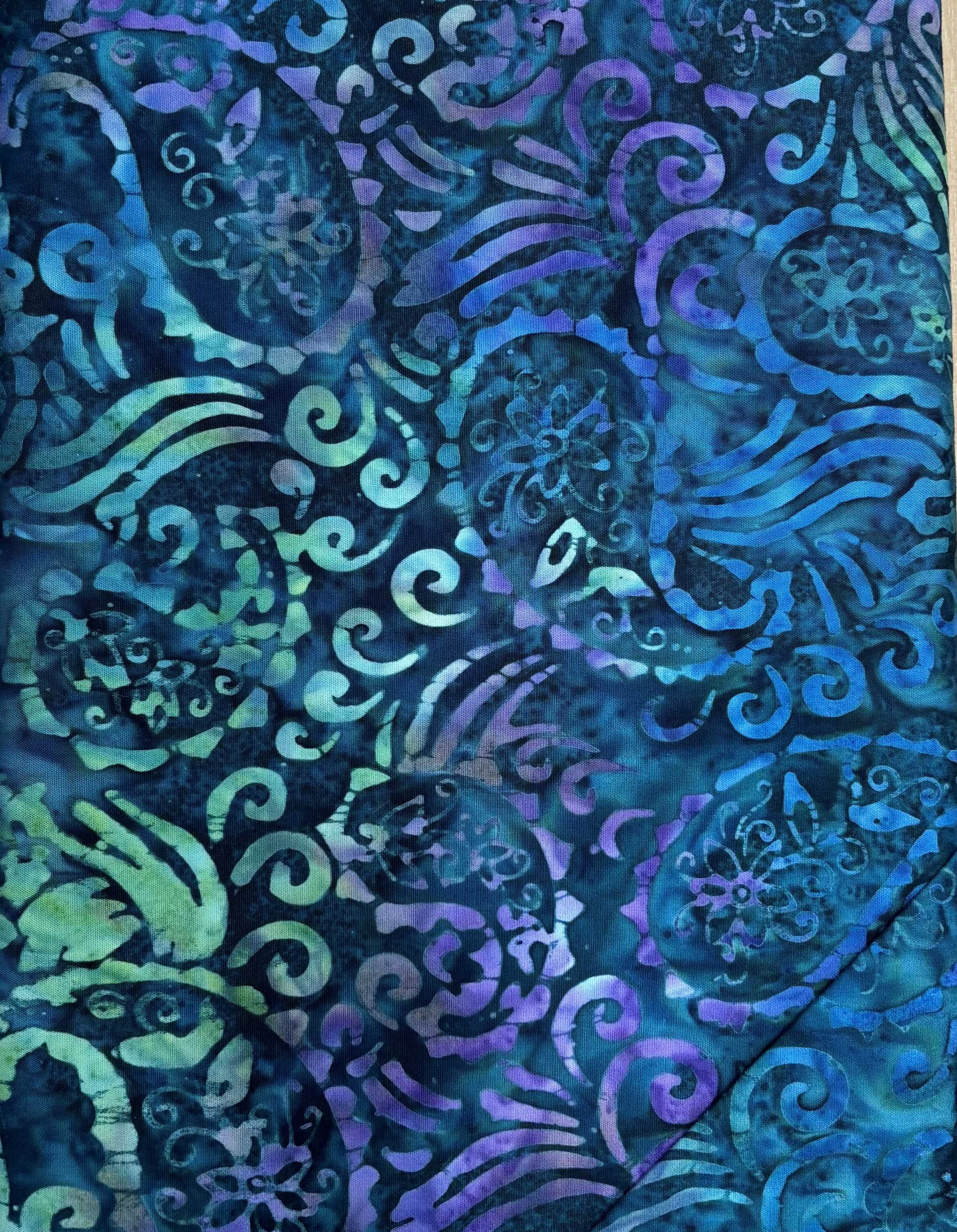 bunte Batik mit Paisley Muster