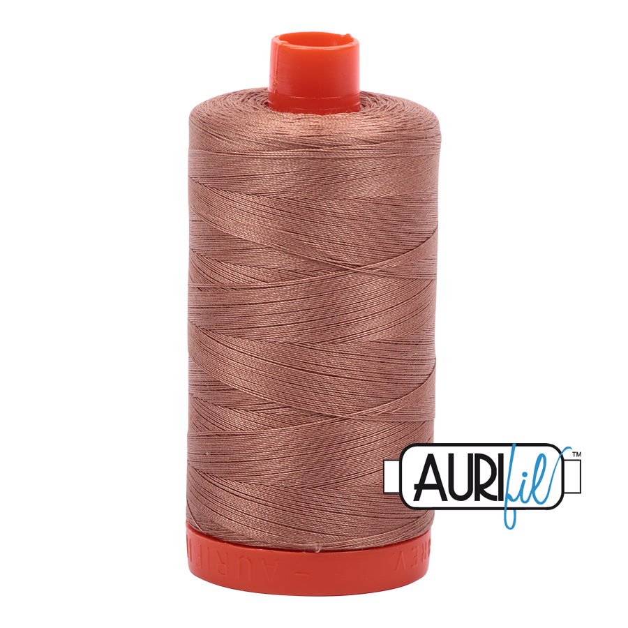 182 Aurifil Garn 2340