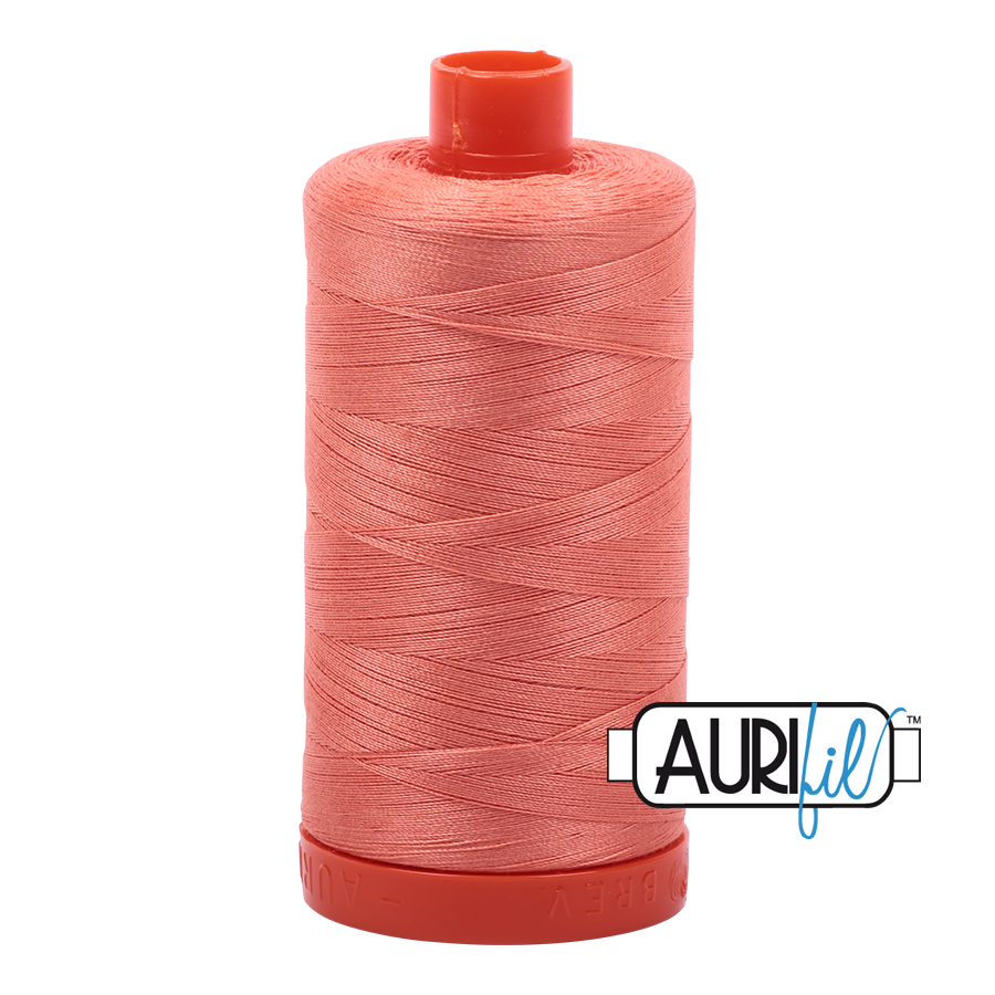 166 Aurifil Garn 2220