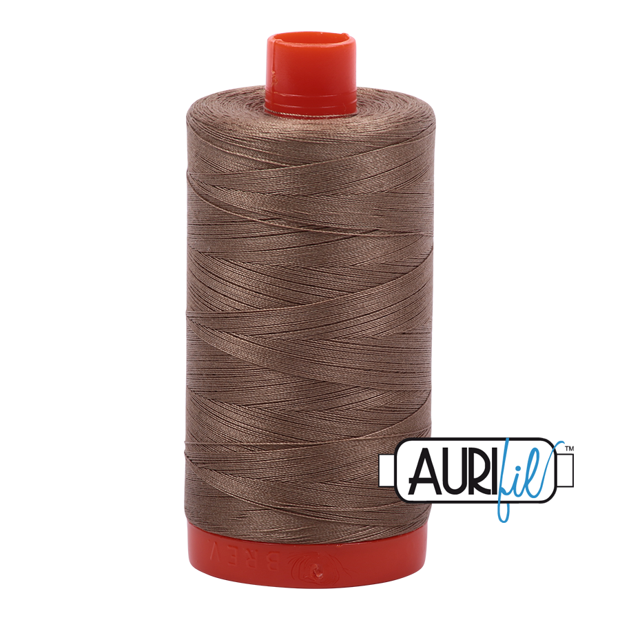 185 Aurifil Garn 2370